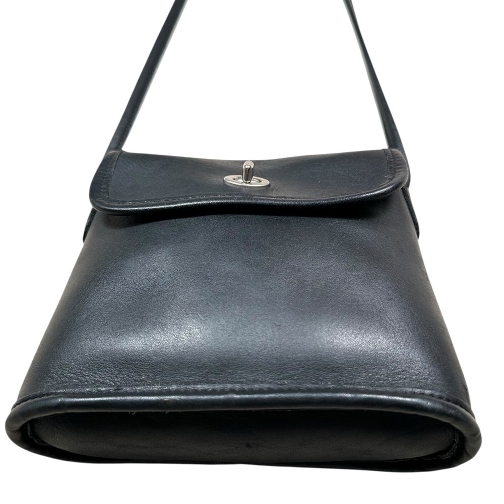 COACH Vintage #9049 Tango Flap Leather Crossbody Bag in black - Picture 15 of 16